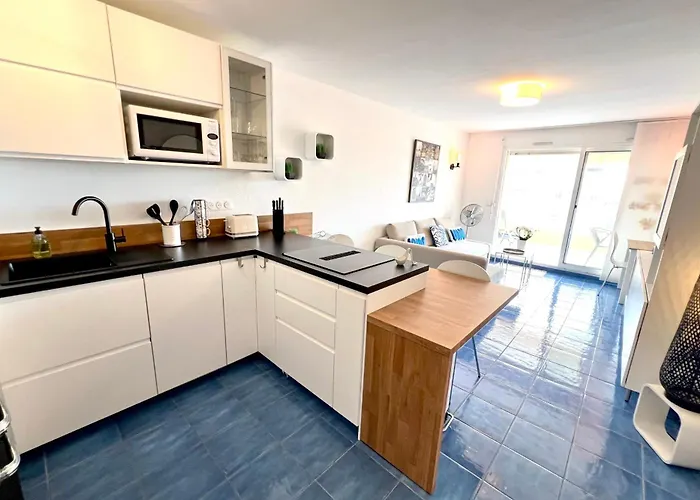 Golfe Juan - 4 People - Sea View - Swimming Pool - Garage