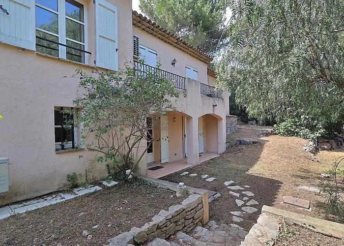 Villa Climatisee De 195 M2 Avec Piscine Privee